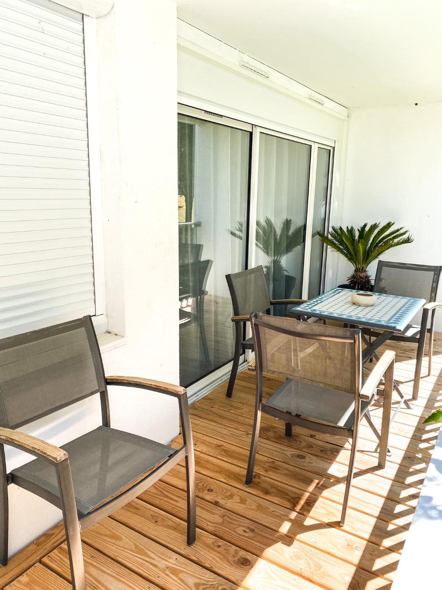 Апартаменти T3 Moderne Avec Balcon Terrasse Et Parking Gratuit Ніор Екстер'єр фото